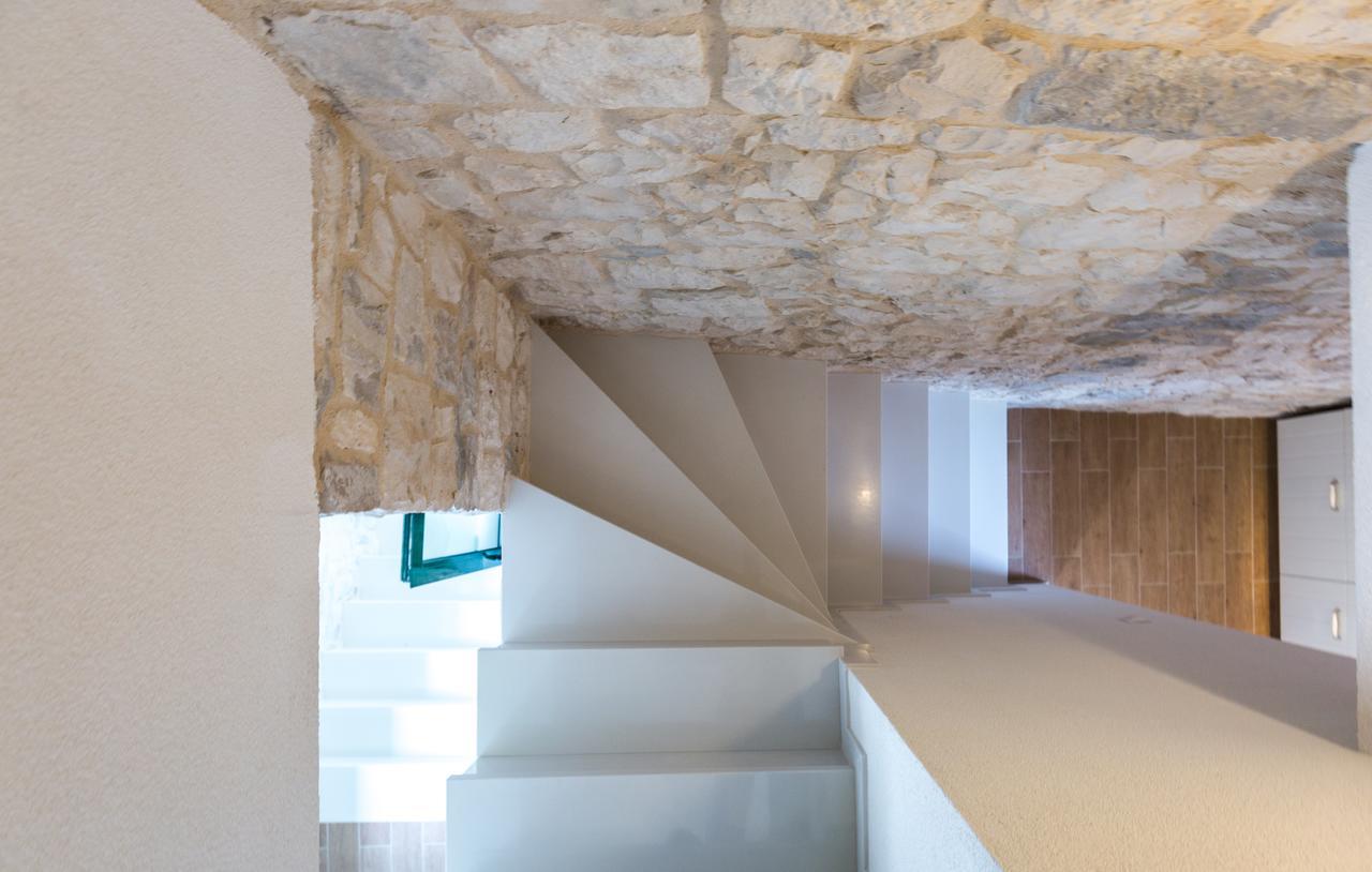 Rustical 2 Appartement Baška Voda Buitenkant foto